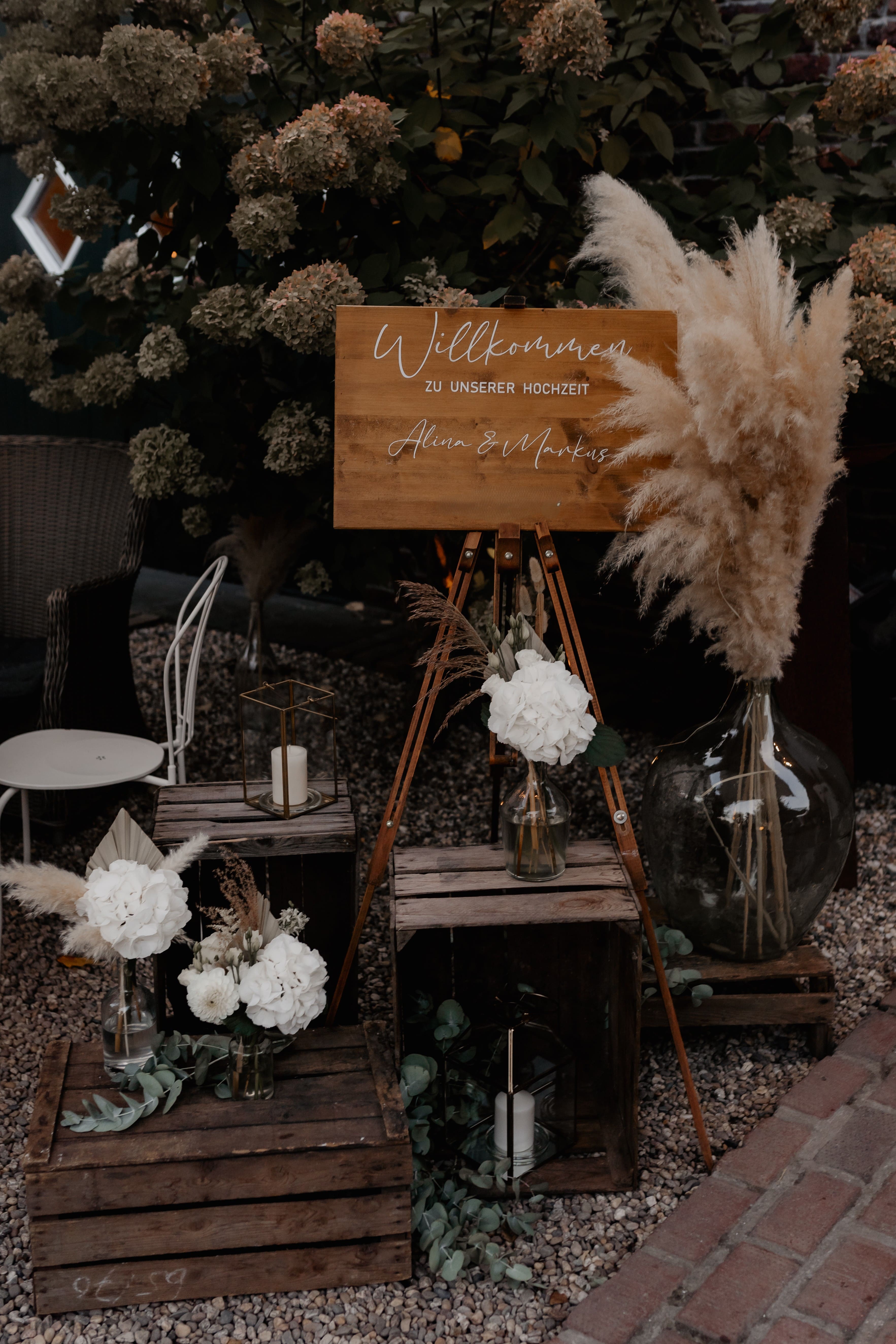 Ballonflaschen mit Pampas